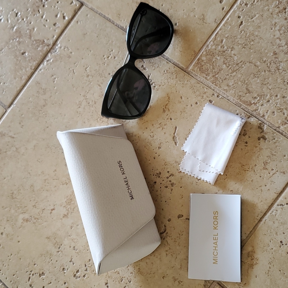 Woman's Michael Kors Sunglasses